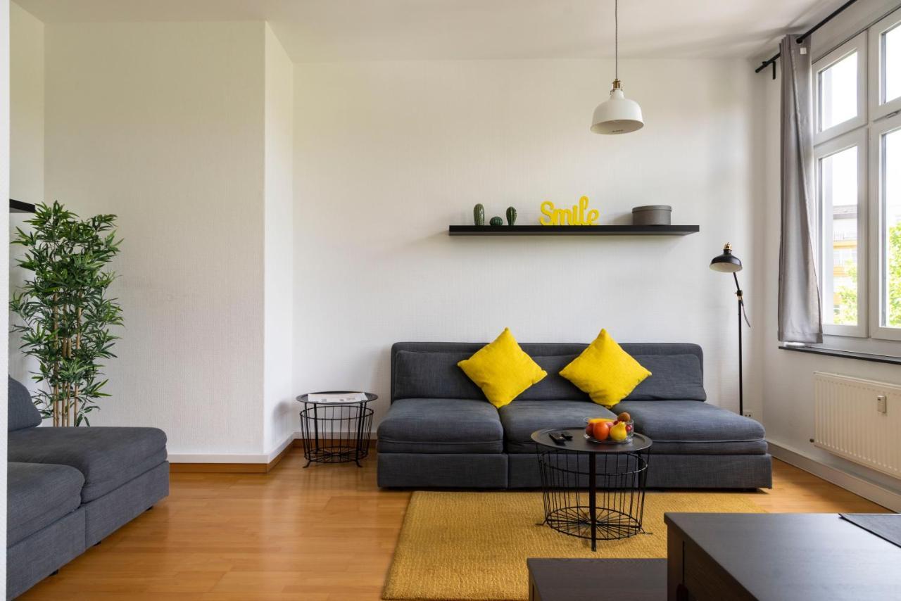 Central +3Br +Big Living Room Next To U-Station Berlin Dış mekan fotoğraf